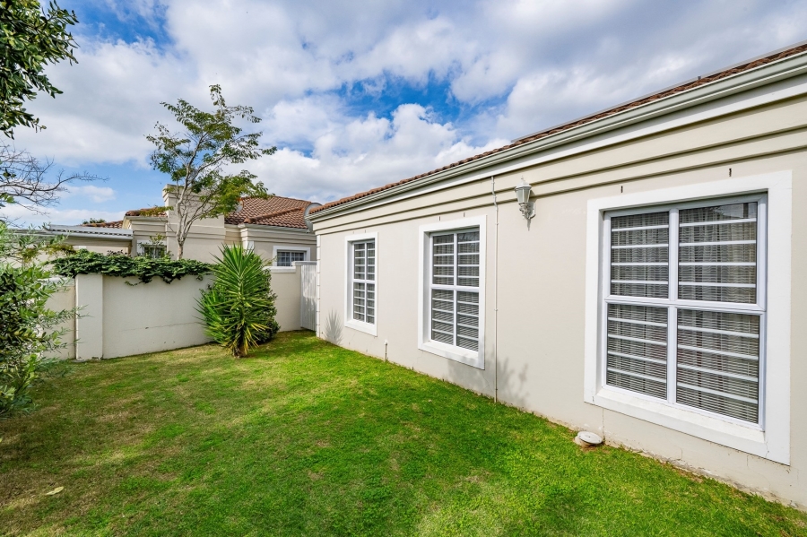 2 Bedroom Property for Sale in Vierlanden Western Cape